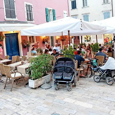 Central Apartments Circolo Rovinj Exterior foto