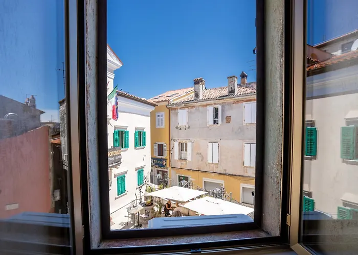 Central Apartments Circolo